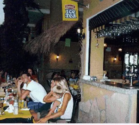 מלון Kleopatra Carina