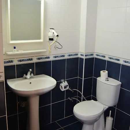 Kleopatra Carina מלון 2*