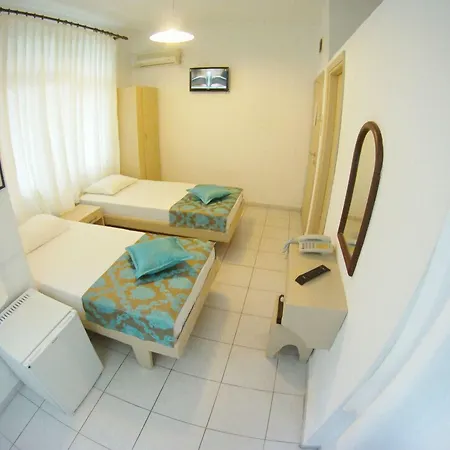 מלון Kleopatra Carina