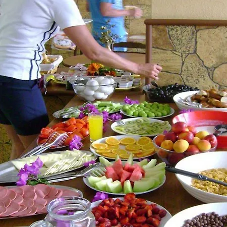 מלון Kleopatra Carina