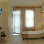 Hotel Kleopatra Carina 2*