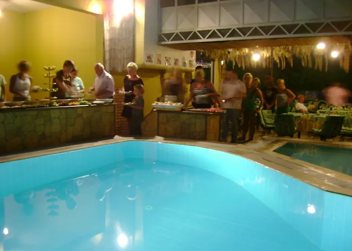Kleopatra Carina Hotel