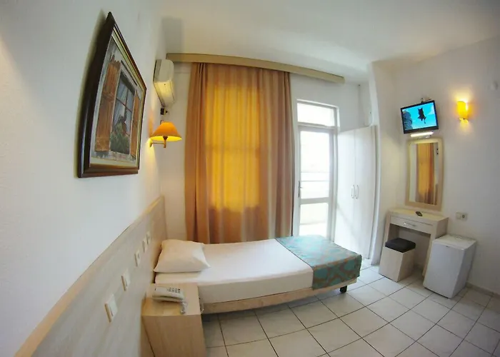 Kleopatra Carina Hotel