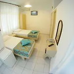 Hotel Kleopatra Carina